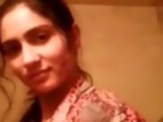 Rukhsana x 定格の ビデオ