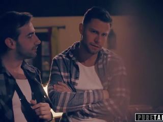 Backwoods brothers dp souložit stranded hitchhiker na squirting-pure tabu