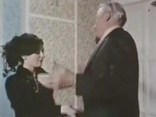 Mantkārīgs medmāsas 1975: medmāsas tiešsaitē pieaugušais filma filma saspraude b5
