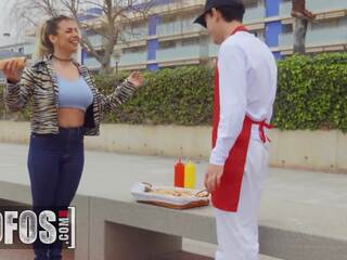 MOFOS - Jordi El Nino Polla Sells Hotdog On The Street But Shaynna darling Wants His Real Hotdog