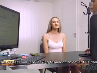 Loan4k. liscio sporco video attrice launches esso con il soldi lender in suo ufficio
