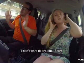 Britský driving studentská publicly na koni kohout: volný pohlaví video 50
